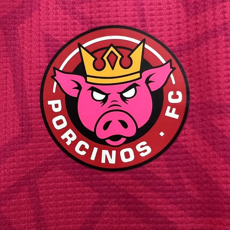 CAMISETA PORCINOS I 23/24 HOMBRE KINGS LEAGUE (VERSIÓN FAN)