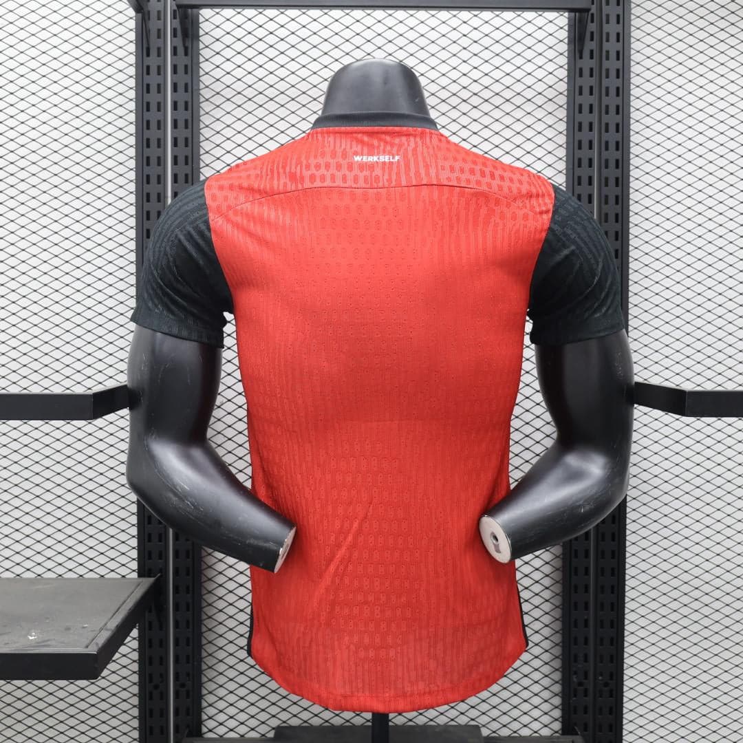 CAMISETA BAYERN LEVERKUSEN I 24/25 HOMBRE (VERSIÓN JUGADOR)