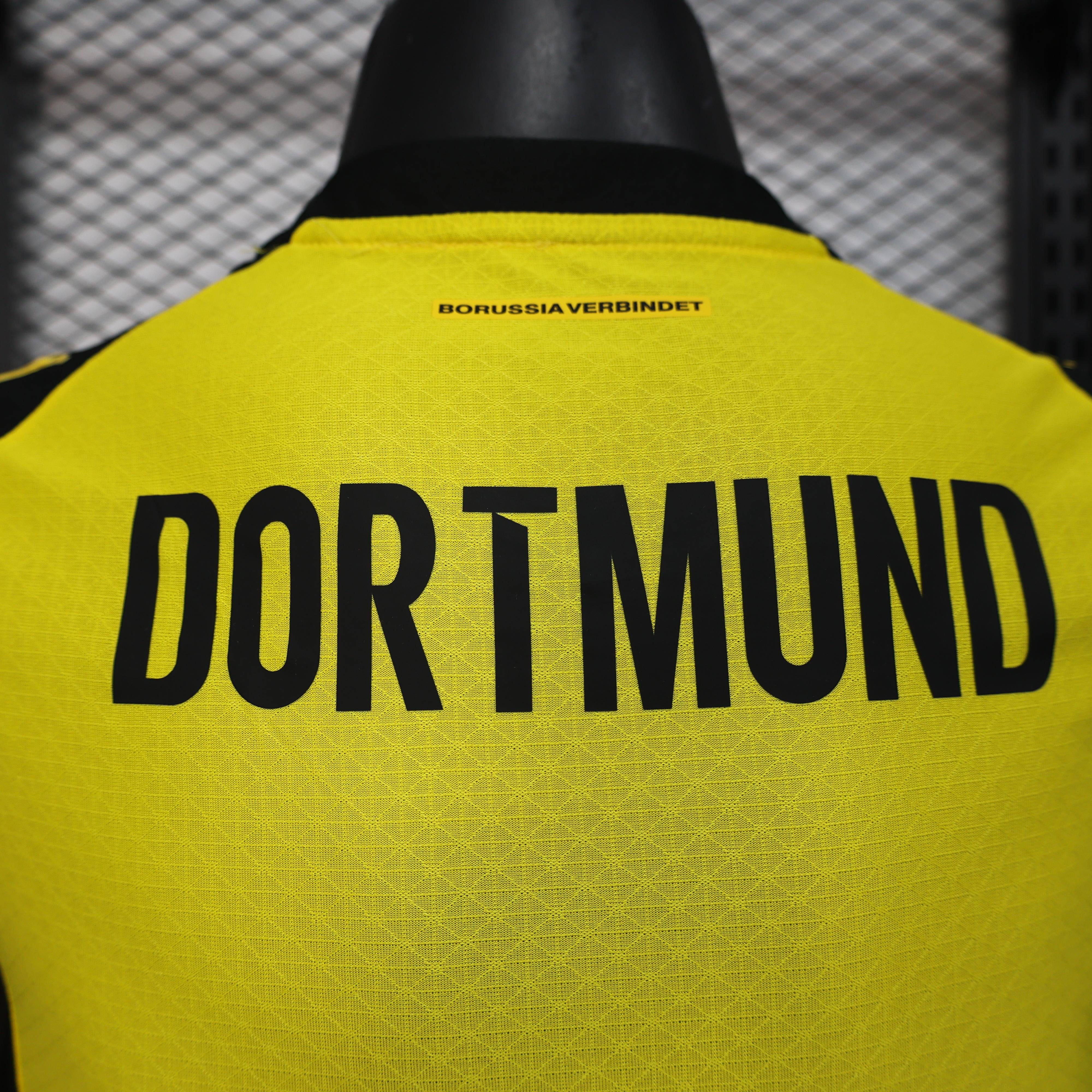 CAMISETA BORUSSIA DORTMUND I 25/26 HOMBRE (VERSIÓN JUGADOR)