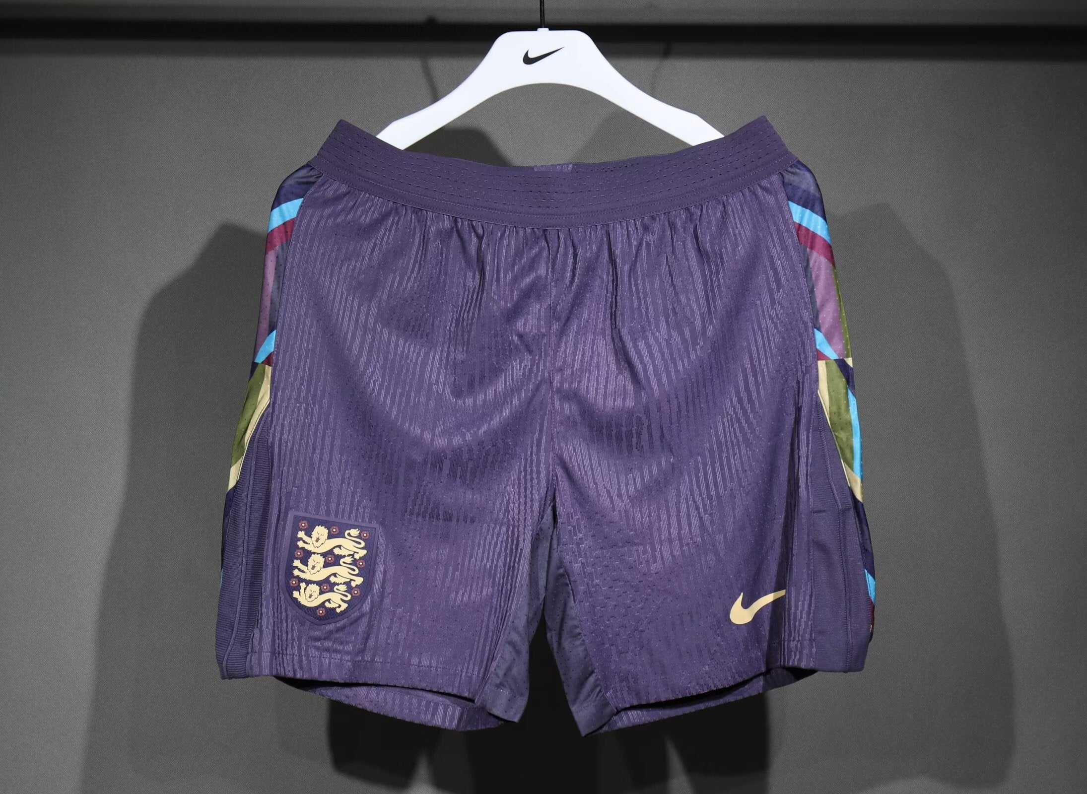 INGLATERRA SHORT I 25/26