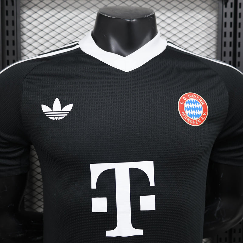 CAMISETA BAYERN DE MUNICH lll 24/25 HOMBRE (VERSIÓN JUGADOR)