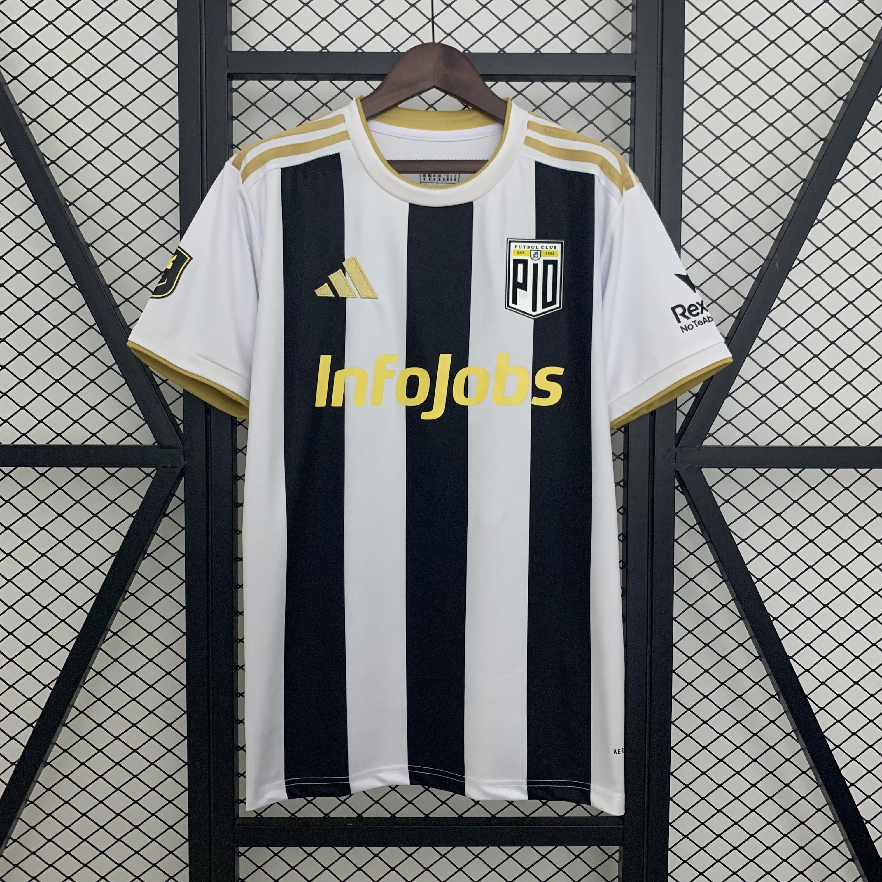 CAMISETA PIO I 2025 HOMBRE KINGS LEAGUE (VERSIÓN FAN)