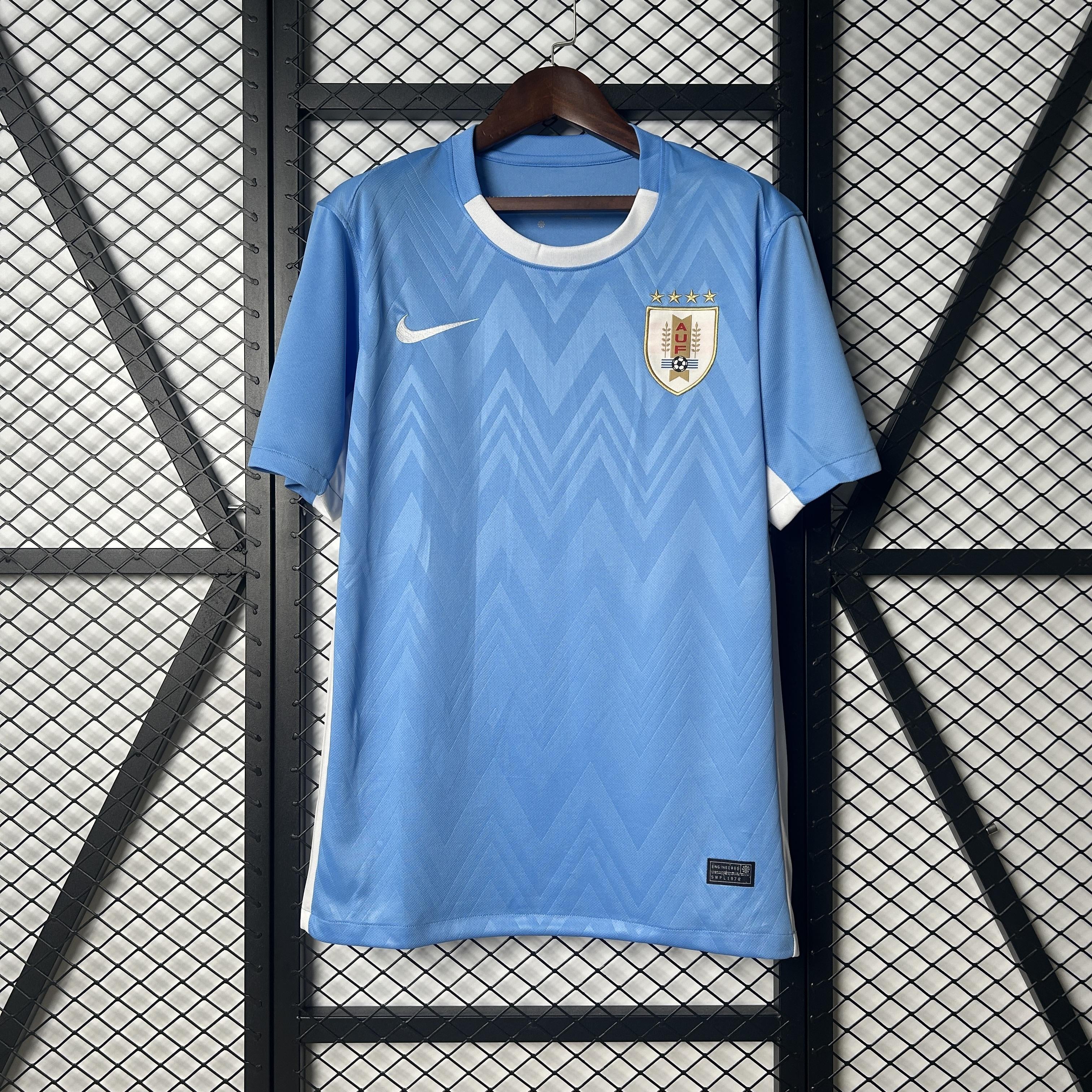CAMISETA URUGUAY I 2025 HOMBRE (VERSIÓN FAN)