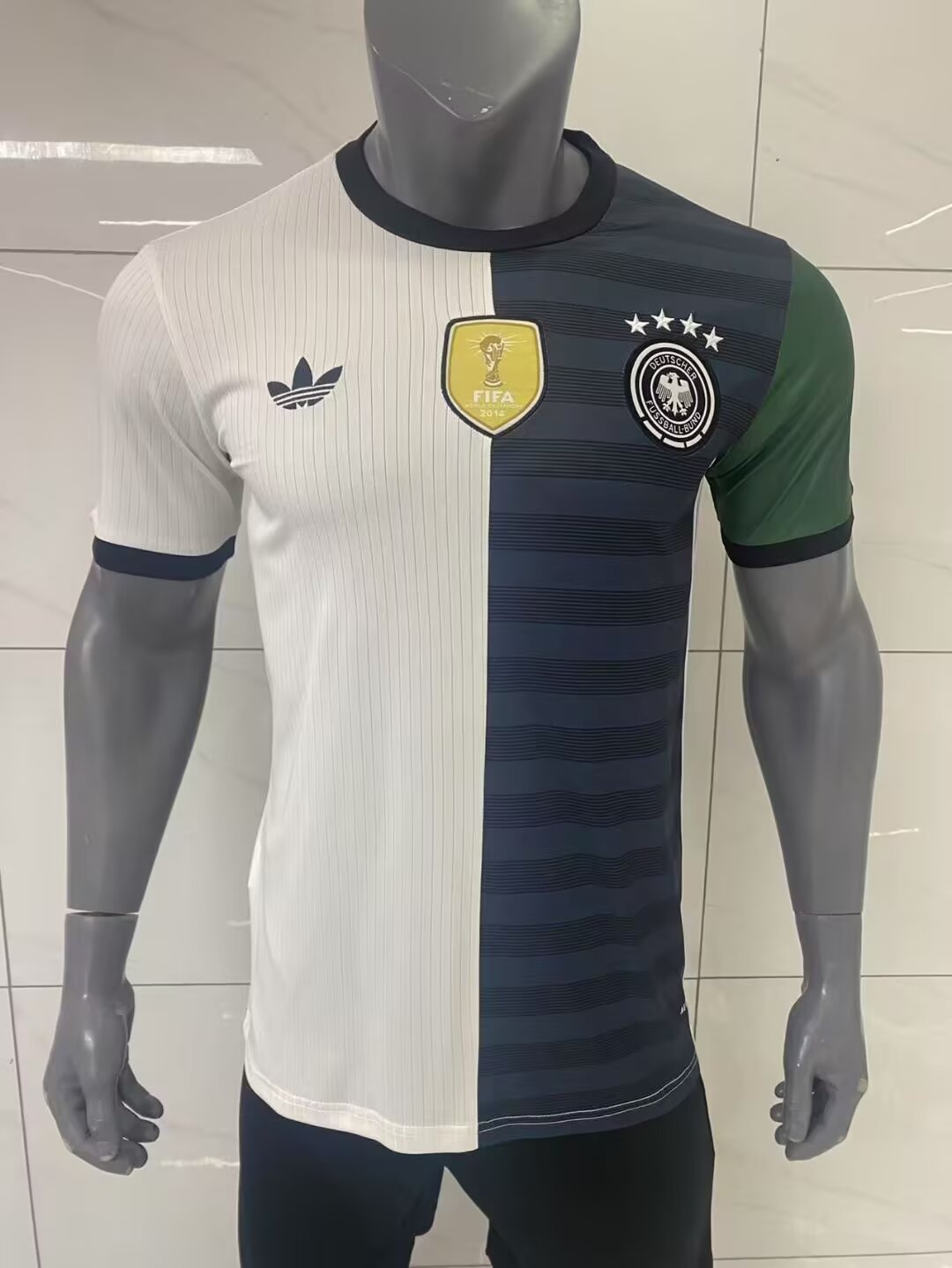 CAMISETA ALEMANIA ESPECIAL 25/26 HOMBRE (VERSIÓN JUGADOR)