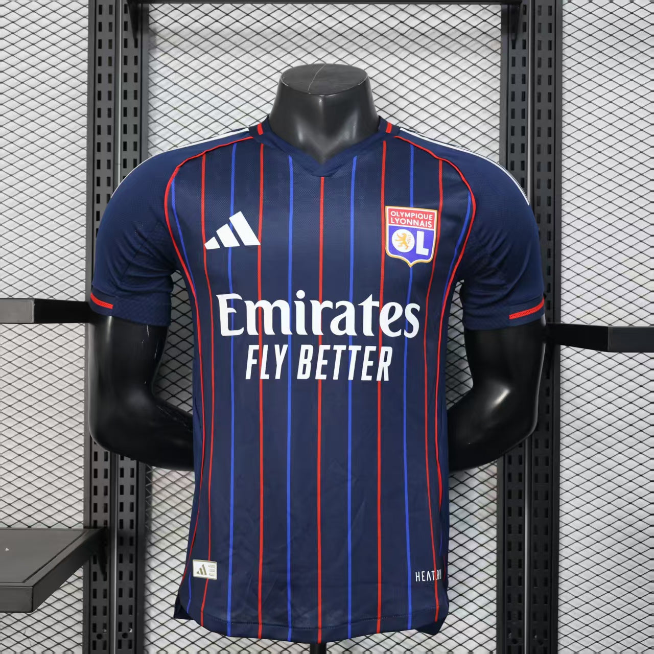 CAMISETA OLYMPIQUE DE LYON II 25/26 HOMBRE (VERSIÓN JUGADOR)