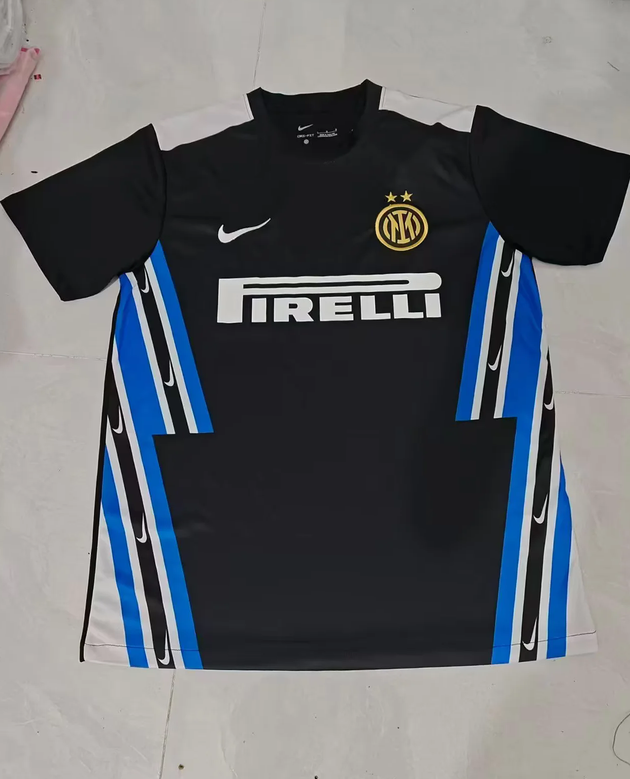 CAMISETA DE ENTRENAMIENTO INTER DE MILAN 25/26 HOMBRE (VERSIÓN FAN)