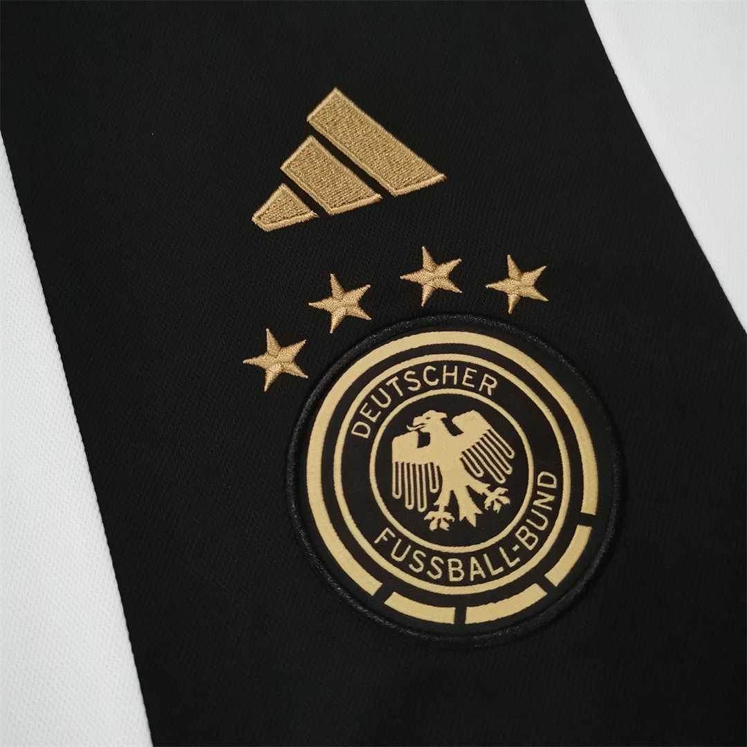CAMISETA ALEMANIA l 2022 HOMBRE (RETRO) - ZonaCamisetas
