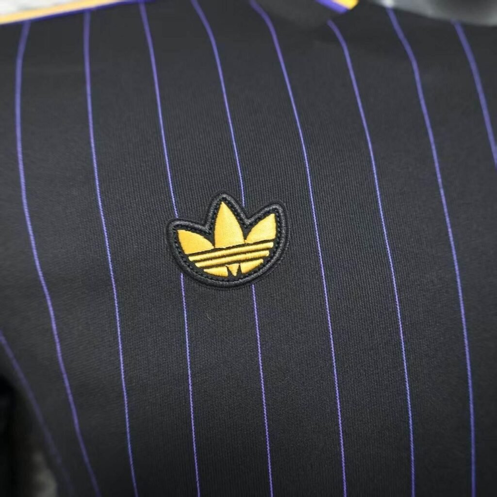 CAMISETA MANCHESTER UNITED ICON 25/26 HOMBRE (VERSIÓN JUGADOR) - Zona Camisetas