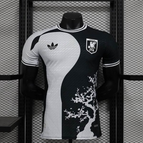 07c8d217_b703c03c-9be8-498a-b4a9-d5feb6b170be CAMISETA JAPÓN BLACK AND WHITE I 24/25 HOMBRE (VERSIÓN JUGADOR) - Zona Camisetas