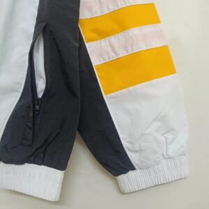 CORTAVIENTO REAL MADRID lV 24/25 - ZonaCamisetas