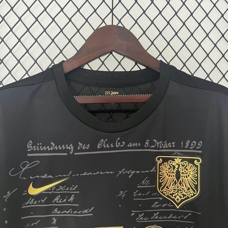 FRANKFURT I EDICION ESPECIAL 24/25 HOMBRE - Zona Camisetas