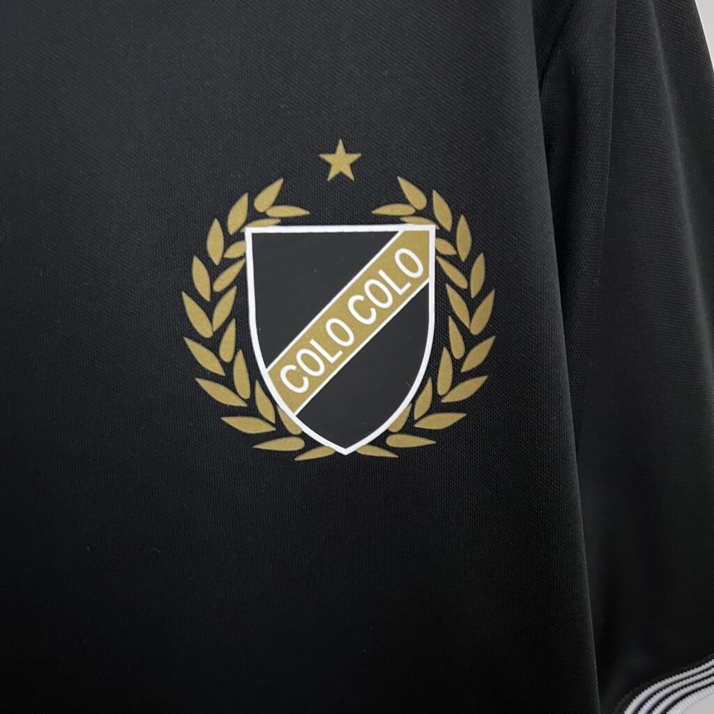 CAMISETA COLO COLO HOMBRE EDICIÓN ESPECIAL 100 AÑOS (RETRO)