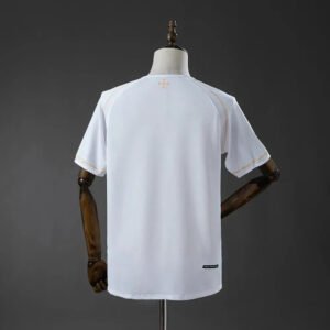 1b9381f7_d7eaf1e1-a9ba-40ca-a703-cf055dad16d3 CAMISETA PORTUGAL IIl 2006 HOMBRE (RETRO) - Zona Camisetas