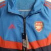 245027c5_b73f0bc8-25d7-4bcf-8141-86db3e2bdd85 CORTAVIENTO ARSENAL l 24/25 - Zona Camisetas