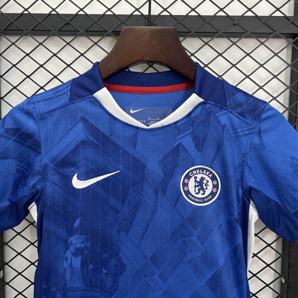 3cb9676b_98b85ea3-25d9-4cf0-9bb7-e2b4a4cb51ec CAMISETA CHELSEA I 25/26 CONJUNTO INFANTIL - Zona Camisetas