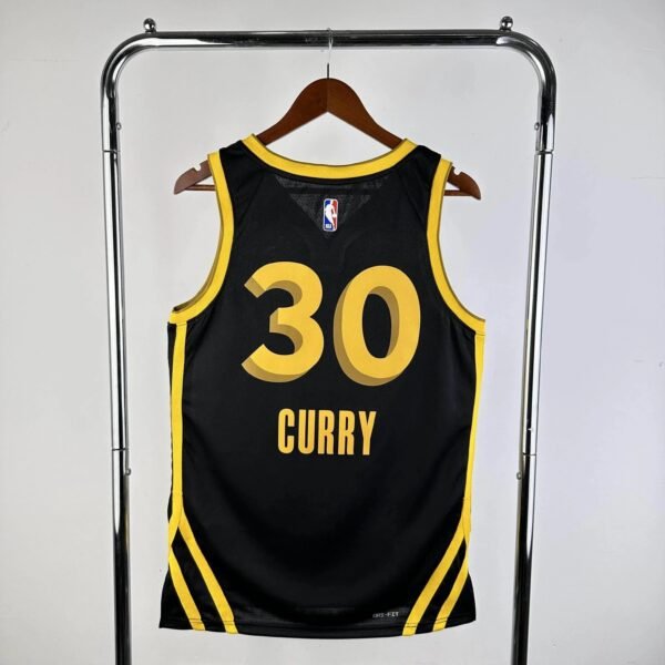 CAMISETA WARRIORS SEASON 24 HOMBRE EDICIÓN CURRY (NBA) - Zona Camisetas