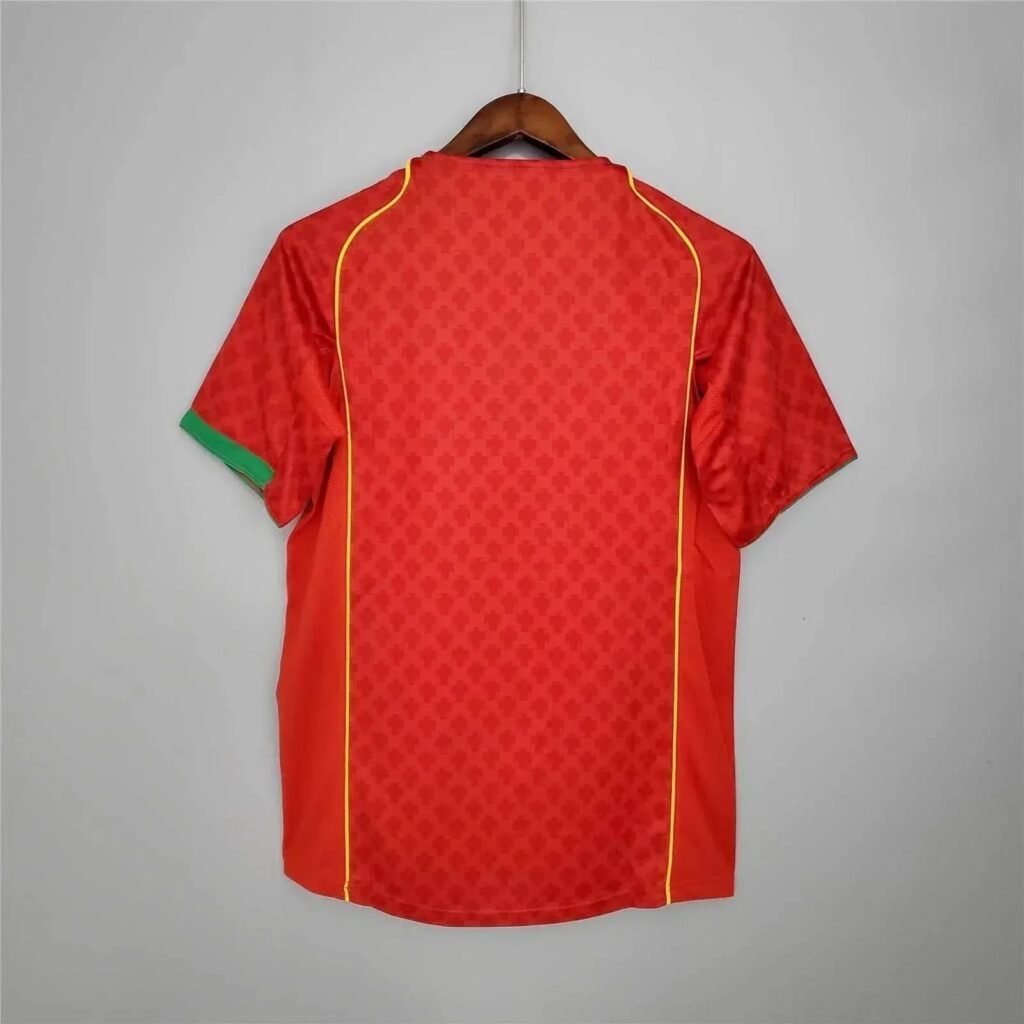 4a602f8e_34d4d6ed-2970-45f0-8e2c-20219d294e4d CAMISETA PORTUGAL l 2004 HOMBRE (RETRO) - Zona Camisetas