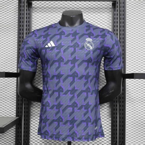 55baaaa0 CAMISETA REAL MADRID CALENTAMIENTO I 24/25 HOMBRE (VERSIÓN JUGADOR) - ZonaCamisetas