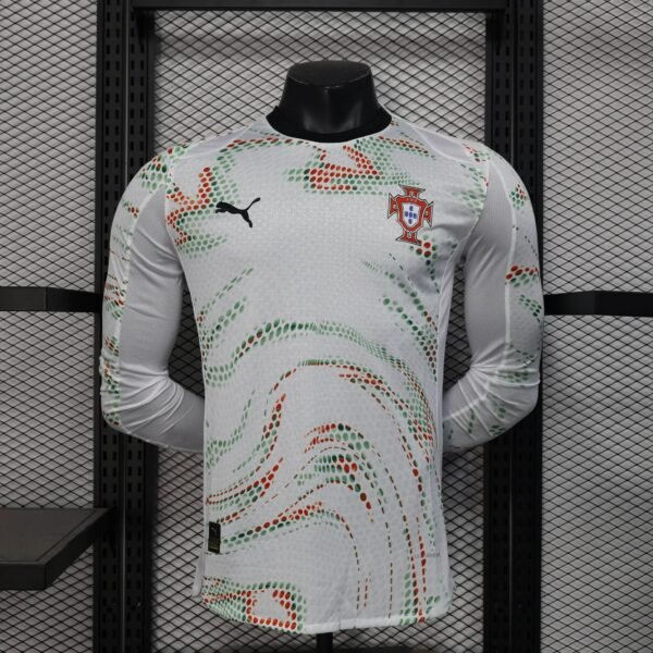 588BC453-AD0F-44BA-A978-7B84AE58409D_97923a49-0bfe-4f30-9d43-25d141249b21 CAMISETA PORTUGAL Il 2025 HOMBRE (VERSIÓN JUGADOR) MANGA LARGA - Zona Camisetas