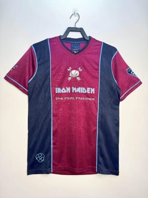 CAMISETA WEST HAM IRON MAIDEN 2011 HOMBRE (RETRO) - Zona Camisetas
