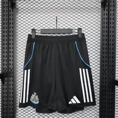 NEWCASTLE SHORT II 25/26 - Zona Camisetas