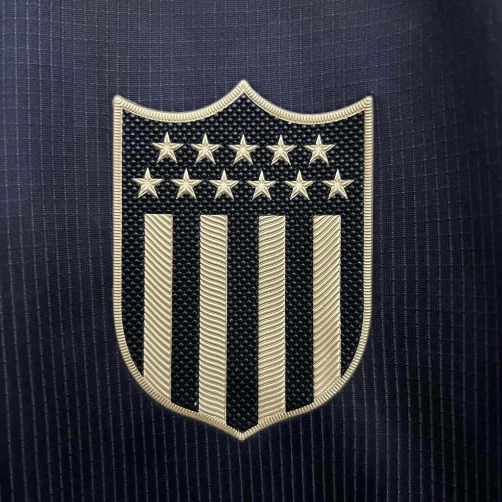 7826691a_20e78d23-767b-41d9-b12f-787c8bc62db9 CAMISETA PEÑAROL II 25/26 HOMBRE (VERSIÓN FAN) - Zona Camisetas