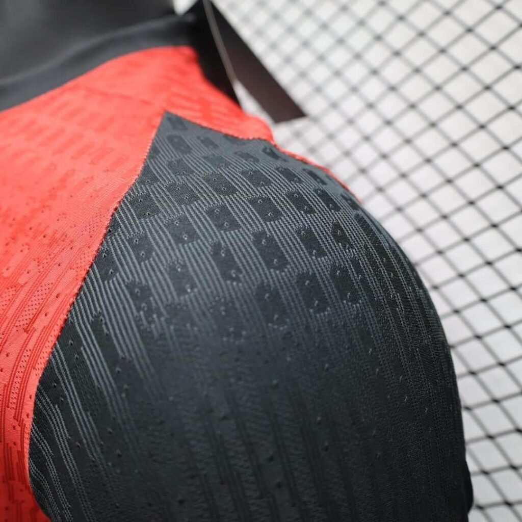 8e3f3a72 CAMISETA BAYERN LEVERKUSEN I 24/25 HOMBRE (VERSIÓN JUGADOR) - Zona Camisetas