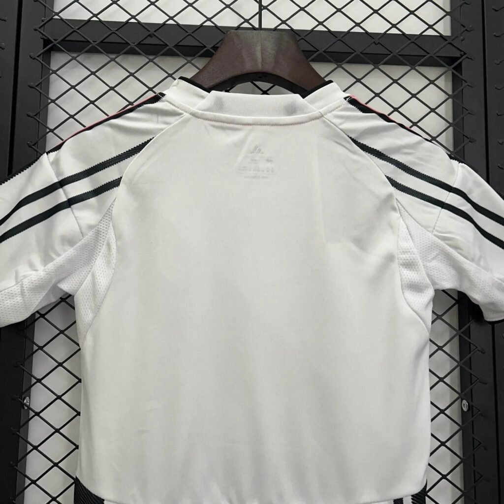 9a2336a3_eaa6f7da-a5c5-45db-8130-24872e6b25ad CAMISETA JUVENTUS I 25/26 CONJUNTO INFANTIL - Zona Camisetas