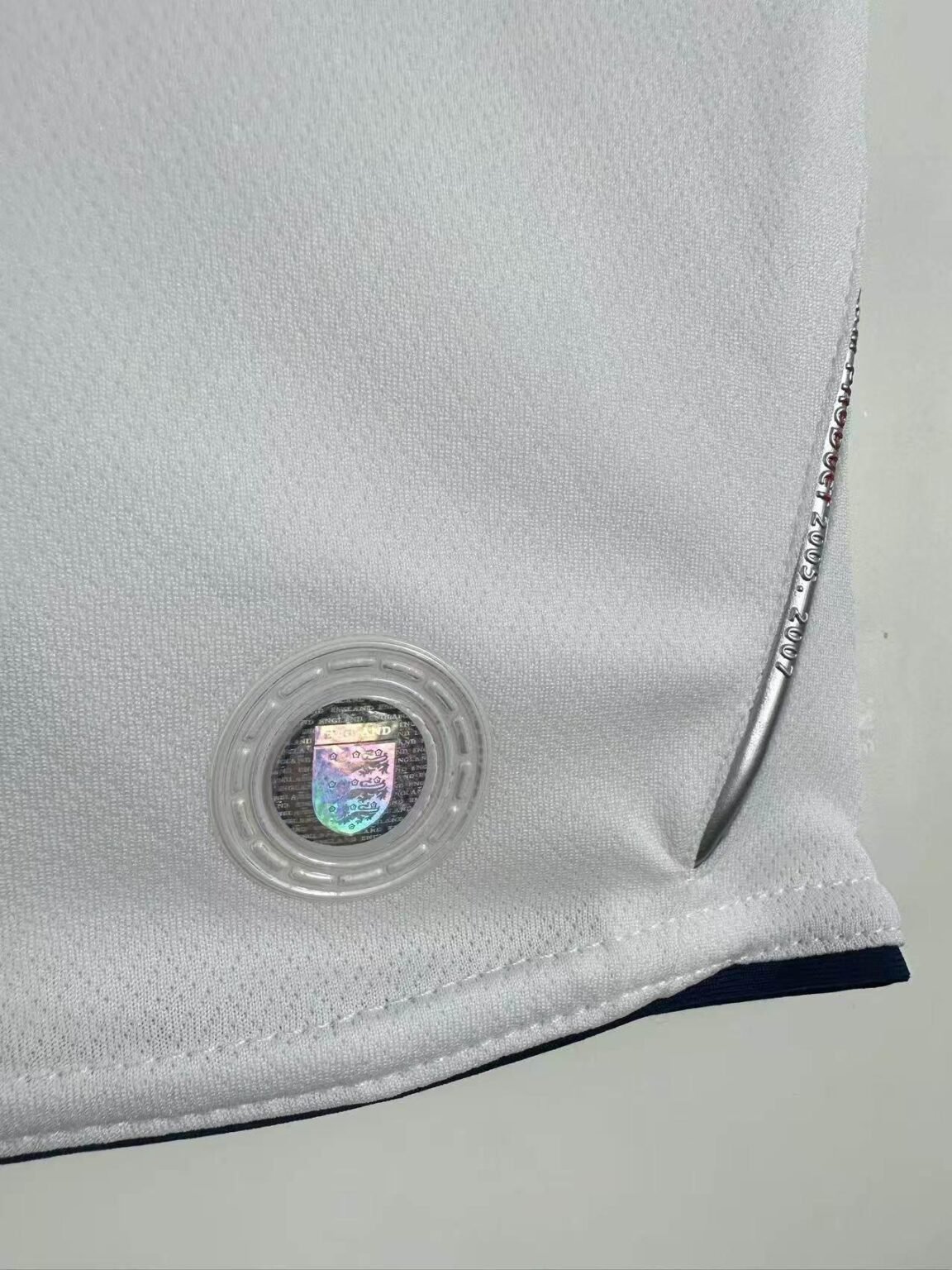 9abc5b4b_8250b138-ddaf-4b5a-8601-f708e4b3a46b CAMISETA INGLATERRA I 2006 MANGA LARGA HOMBRE (RETRO) - Zona Camisetas