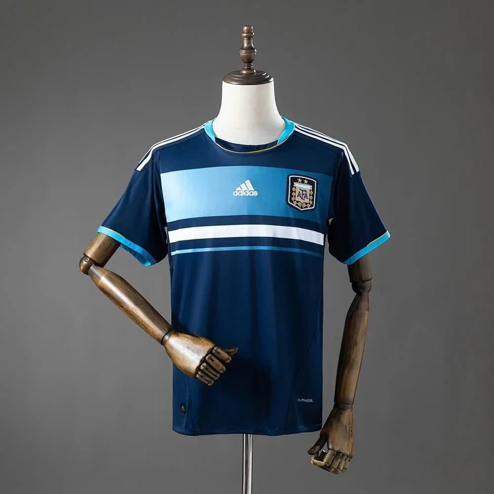 CAMISETA ARGENTINA II 2011 HOMBRE (RETRO) - Zona Camisetas