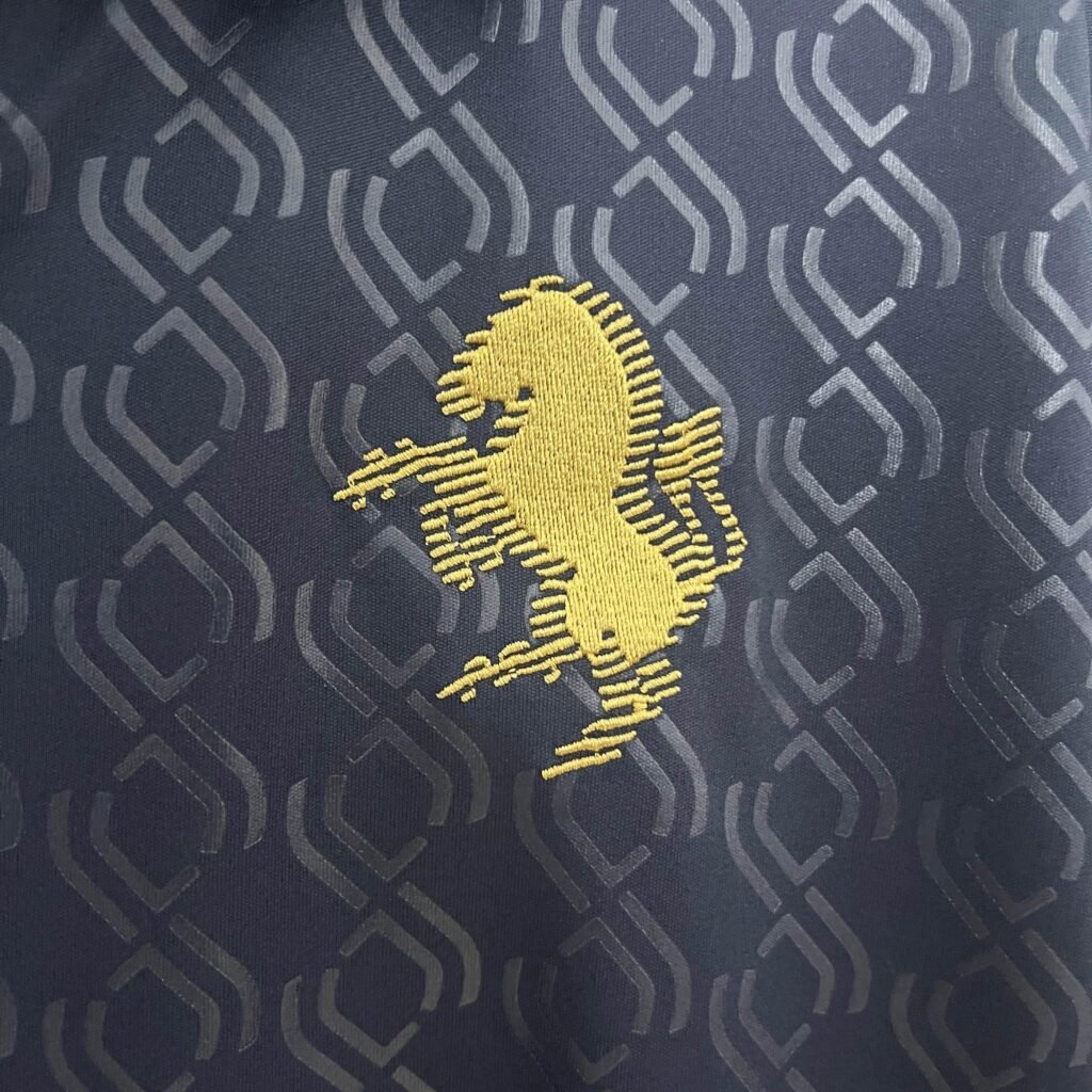 A1251E3D-C1A8-420B-BCC6-A2E5E6BBBD60_7e6f0aea-05a9-411e-9431-727d19ea5757 CAMISETA JUVENTUS I 24/25 HOMBRE (VERSIÓN FAN) - Zona Camisetas