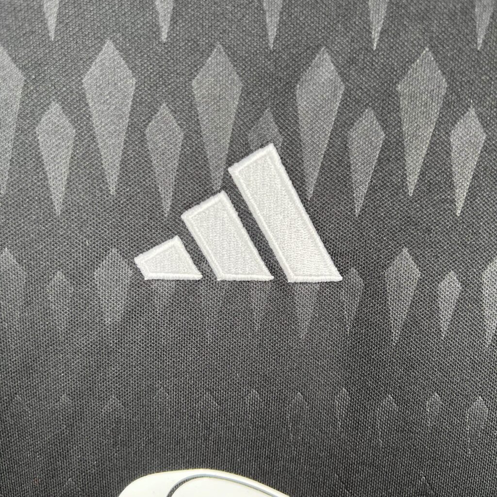 CAMISETA ATLETICO MINEIRO II 23/24 HOMBRE (VERSIÓN FAN) - ZonaCamisetas