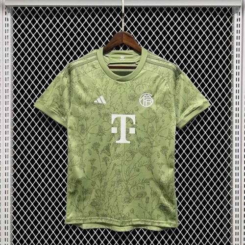 B79 CAMISETA BAYERN DE MUNICH EDICIÓN BEER FEST 23/24 HOMBRE (VERSIÓN FAN) - Zona Camisetas