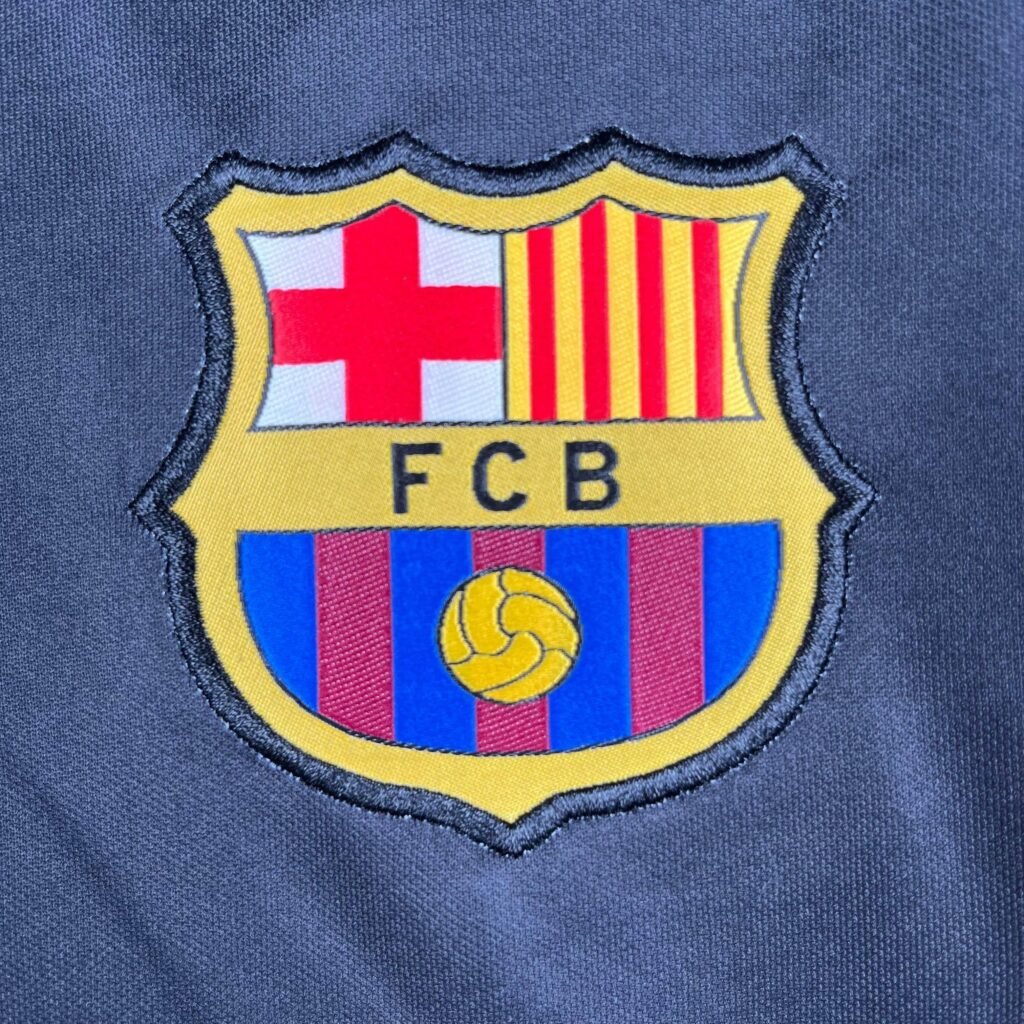 BC39 CAMISETA BARCELONA EDICIÓN ESPECIAL II 23/24 HOMBRE (VERSIÓN FAN) - ZonaCamisetas