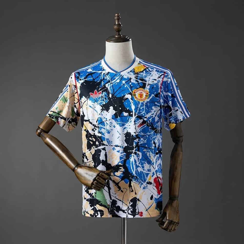 F3367504-D69F-42CC-8AE9-A661FB800105_4ce0167b-3b4e-46aa-b8b0-fc3d603a828b CAMISETA MANCHESTER UNITED I 26/27 HOMBRE (VERSIÓN FAN) - Zona Camisetas