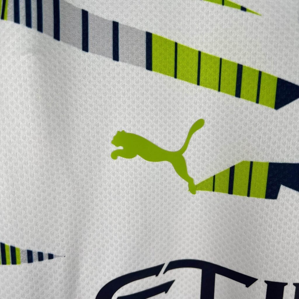 CAMISETA MANCHESTER CITY I ENTRENAMIENTO 23/24 HOMBRE (VERSIÓN FAN) - ZonaCamisetas