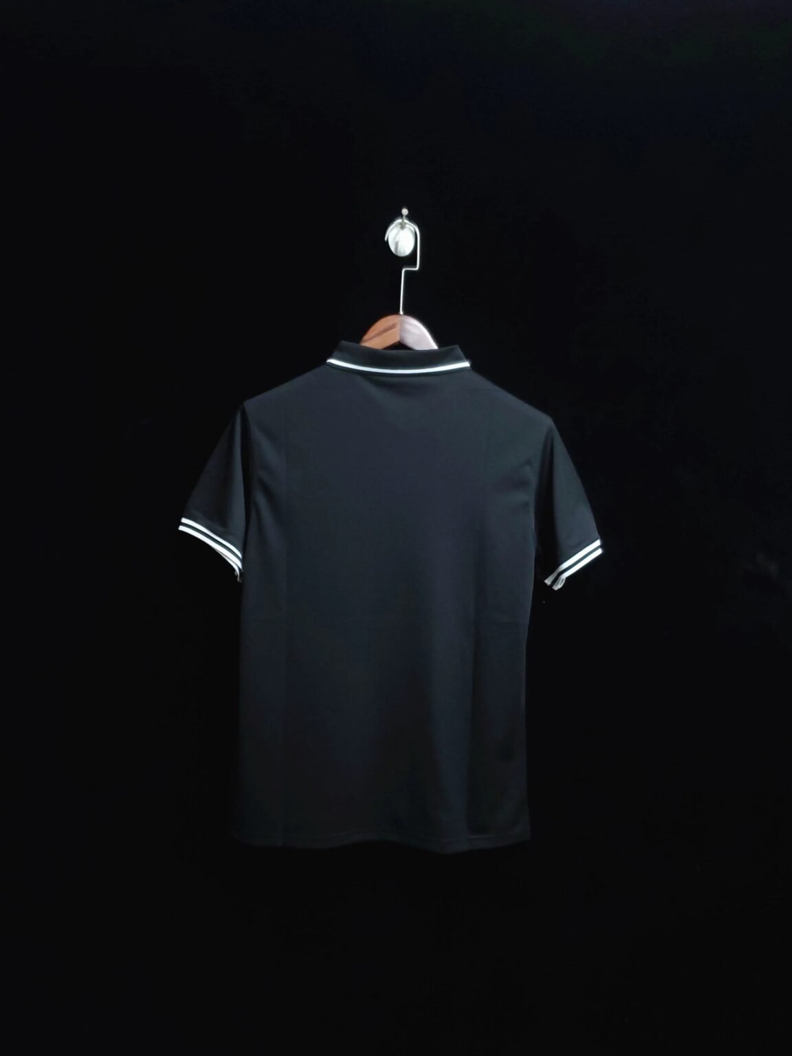 P13_81e02f7d-3162-4b56-932f-2d29817f31c0 CAMISETA PSG POLO I 23/24 HOMBRE (VERSIÓN FAN)