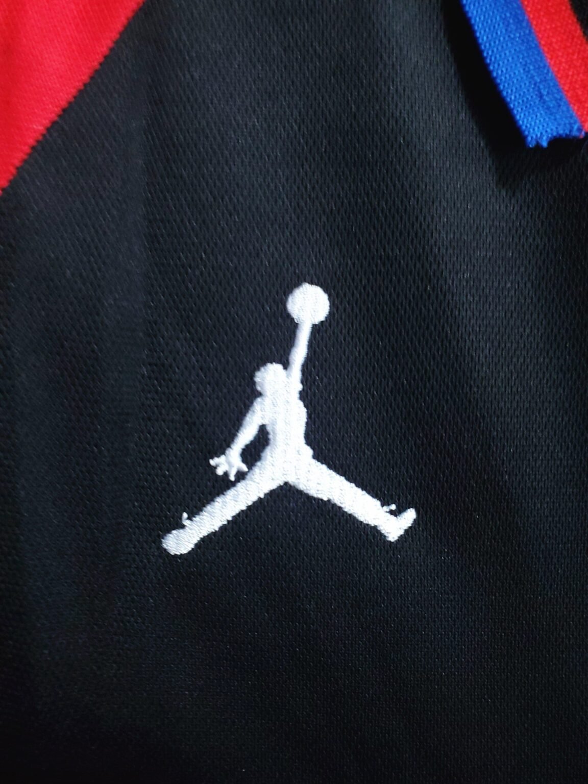 CAMISETA PSG POLO V 23/24 HOMBRE (VERSIÓN FAN)