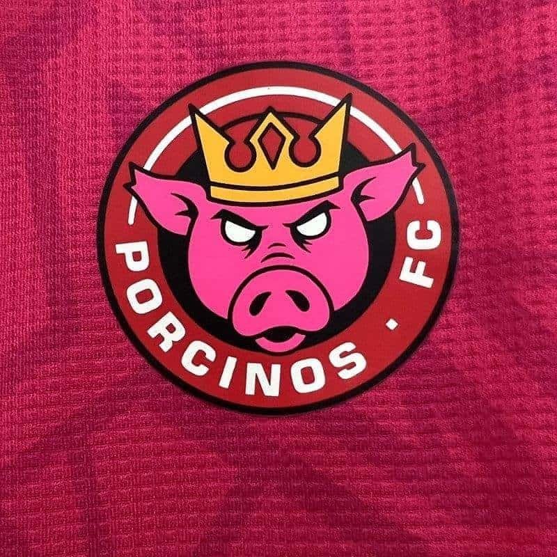 CAMISETA PORCINOS I 23/24 HOMBRE KINGS LEAGUE (VERSIÓN FAN) - ZonaCamisetas