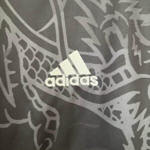 CAMISETA REAL MADRID EDICIÓN ESPECIAL VIII 23/24 HOMBRE (VERSIÓN FAN) - ZonaCamisetas