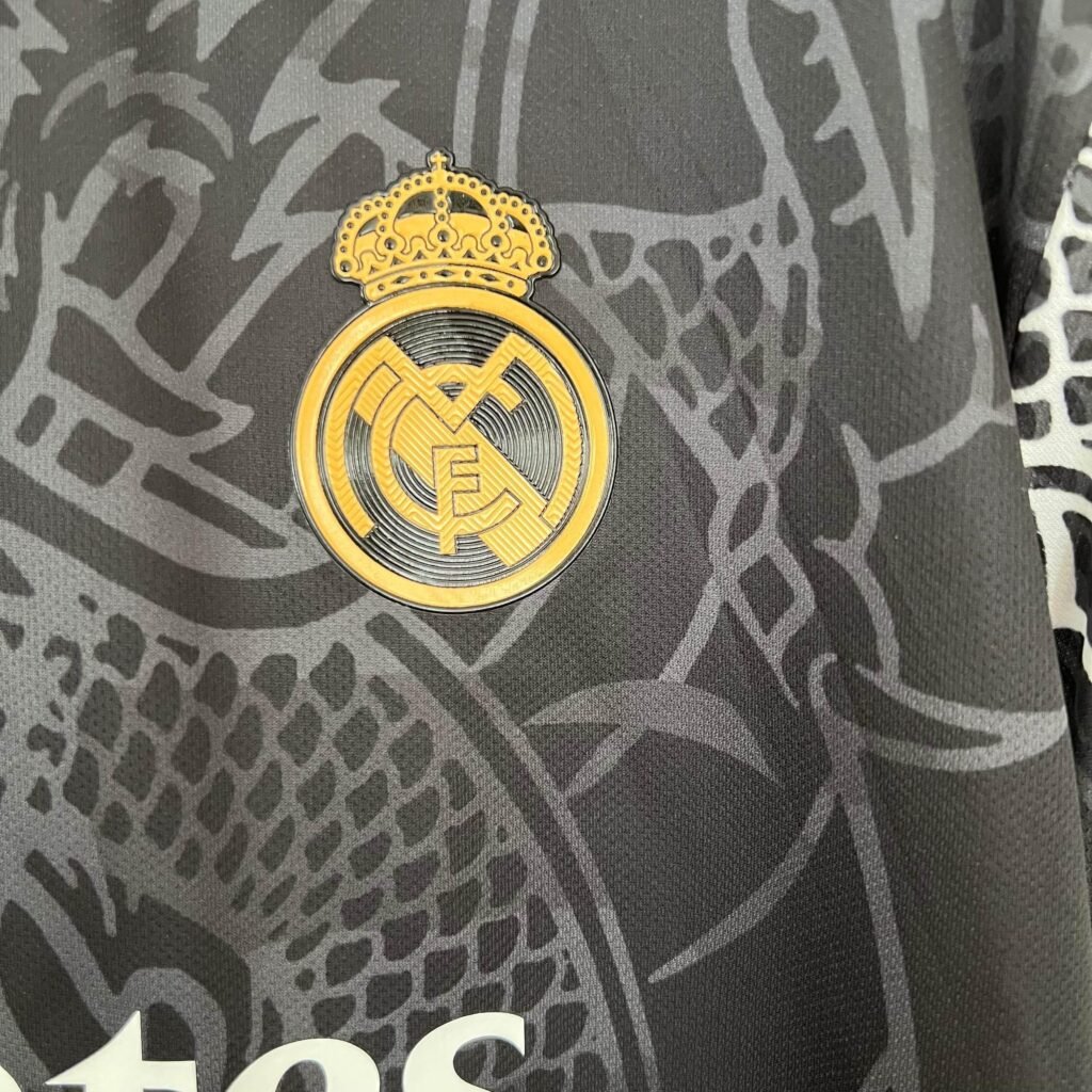 CAMISETA REAL MADRID EDICIÓN ESPECIAL VIII 23/24 HOMBRE (VERSIÓN FAN) - ZonaCamisetas