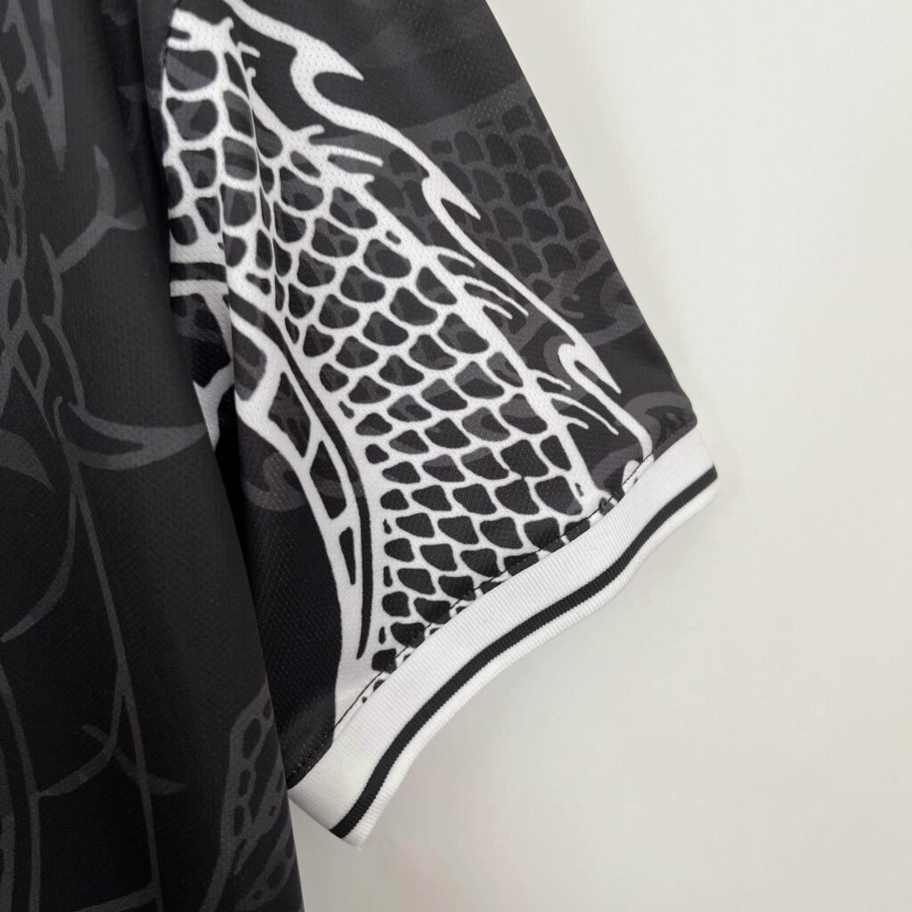 CAMISETA REAL MADRID EDICIÓN ESPECIAL VIII 23/24 HOMBRE (VERSIÓN FAN) - ZonaCamisetas