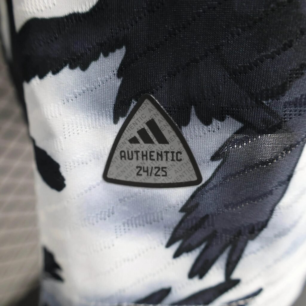 CAMISETA JAPÓN ESPECIAL lI 24/25 HOMBRE (VERSIÓN JUGADOR) - Zona Camisetas