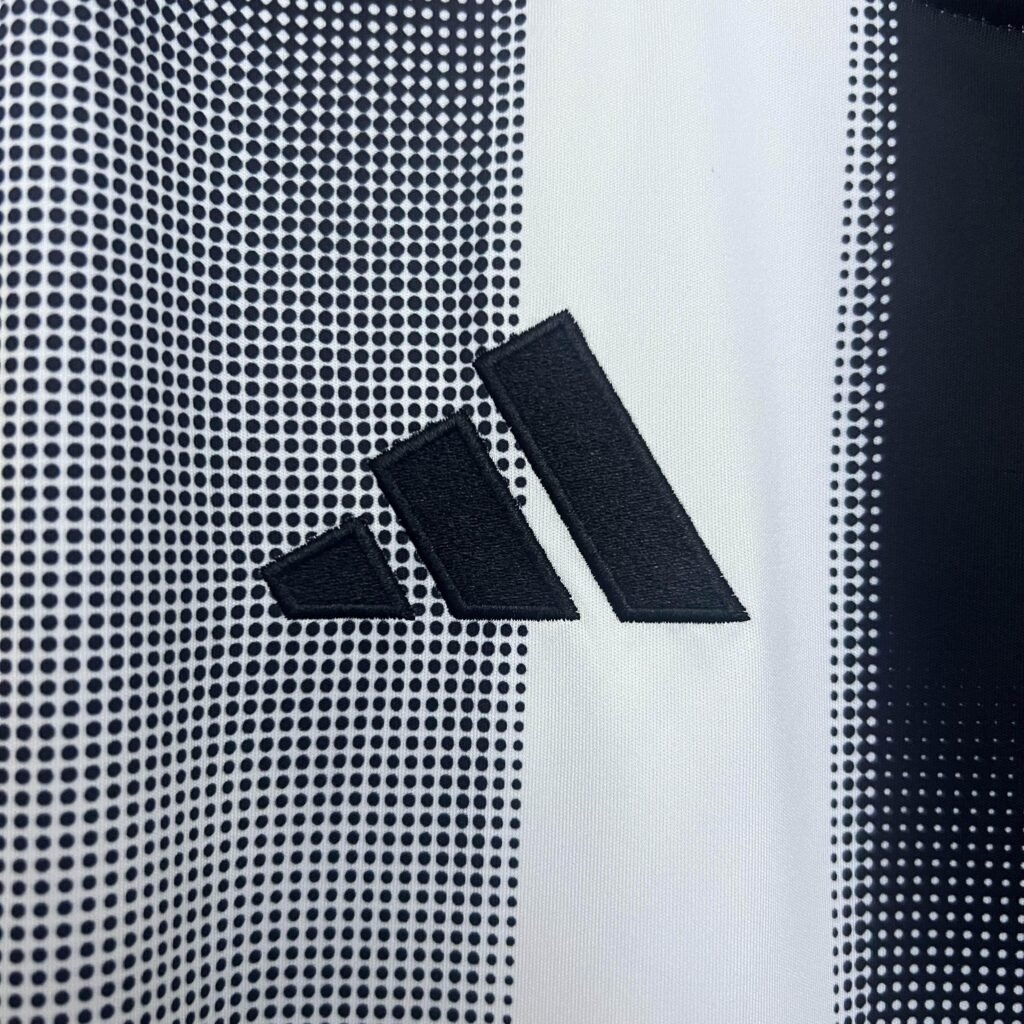 CAMISETA NEWCASTLE l 25/26 HOMBRE (VERSIÓN FAN) - Zona Camisetas