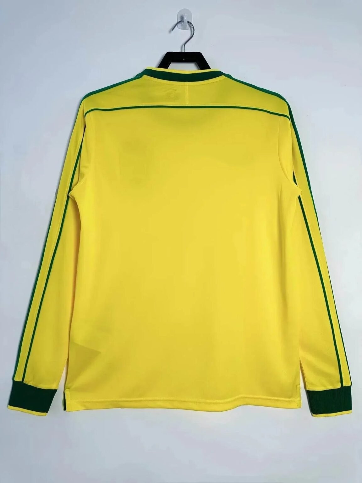 b7f7319f_2d49f8be-7af8-4c39-897d-0fccc4218e92 CAMISETA BRASIL I 98 HOMBRE MANGA LARGA (RETRO) - Zona Camisetas