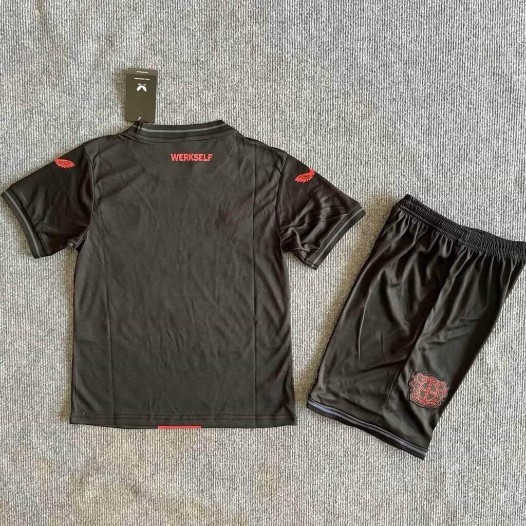 CAMISETA BAYER LEVERKUSEN I 23/24 CONJUNTO INFANTIL - ZonaCamisetas