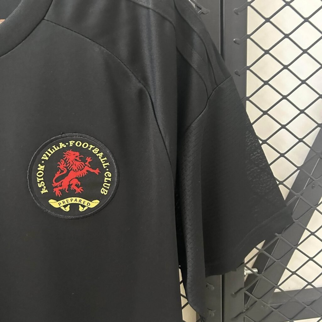 CAMISETA ASTON VILLA I 25/26 125th HOMBRE (VERSIÓN FAN) - Zona Camisetas