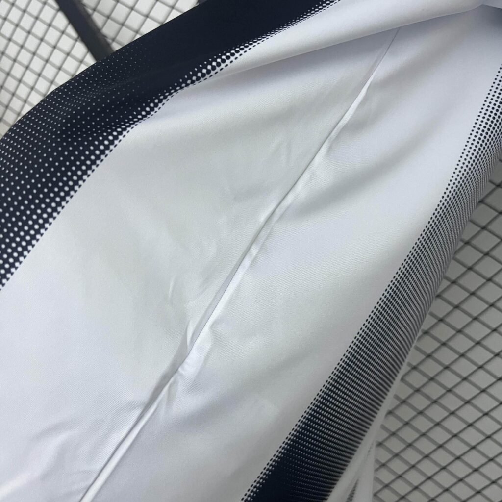 CAMISETA NEWCASTLE l 25/26 HOMBRE (VERSIÓN FAN) - Zona Camisetas