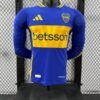 cfa0e3c5_2f3cc810-f3cb-4d89-bf5a-2b4e1a3a6adb CAMISETA BOCA JUNIORS I 24/25 HOMBRE MANGA LARGA (VERSIÓN JUGADOR) - Zona Camisetas