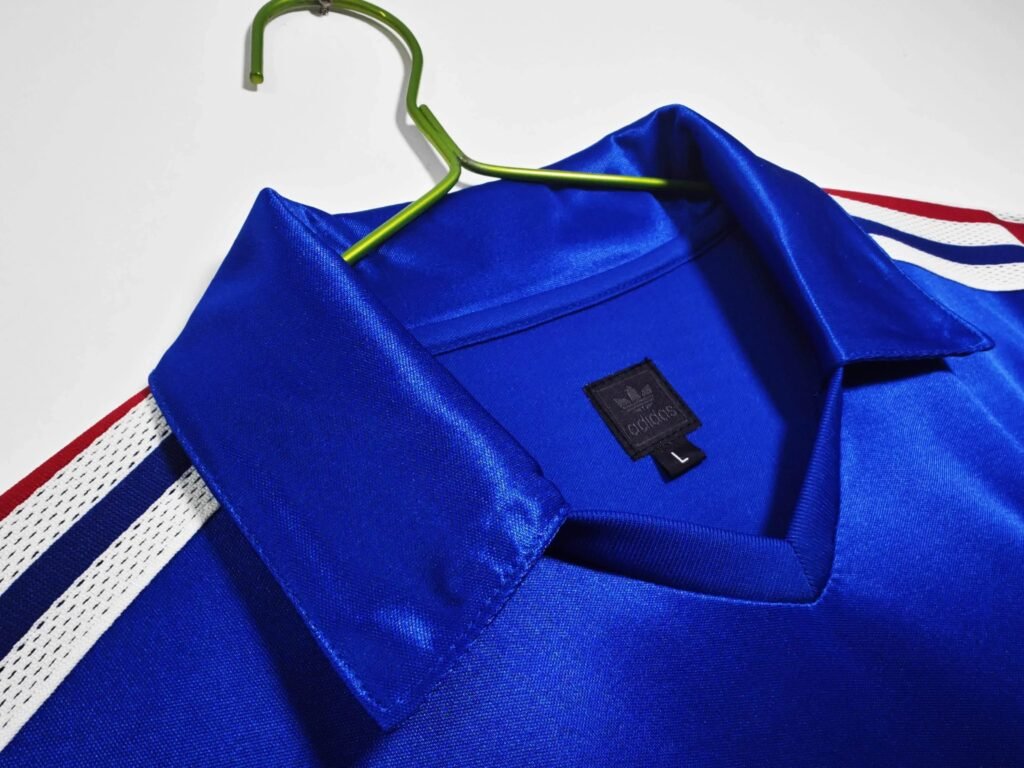 CAMISETA FRANCIA I 84 HOMBRE (RETRO) - Zona Camisetas